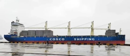 COSCO SHIPPING Provides Service to Export China-made Buses to Europe6.jpg