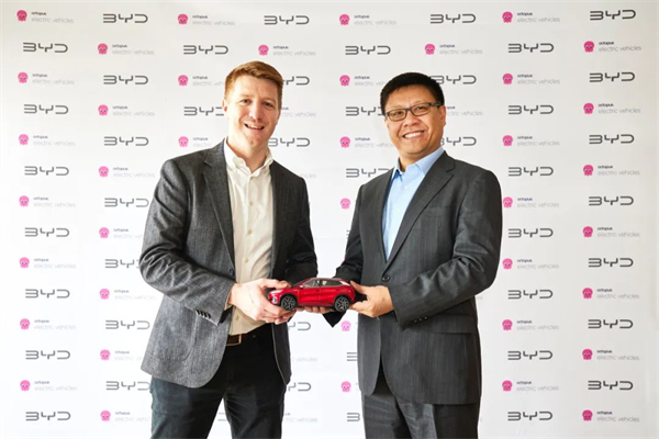BYD Signs MoU with Octopus Electric Vehicles in the UK1.jpg